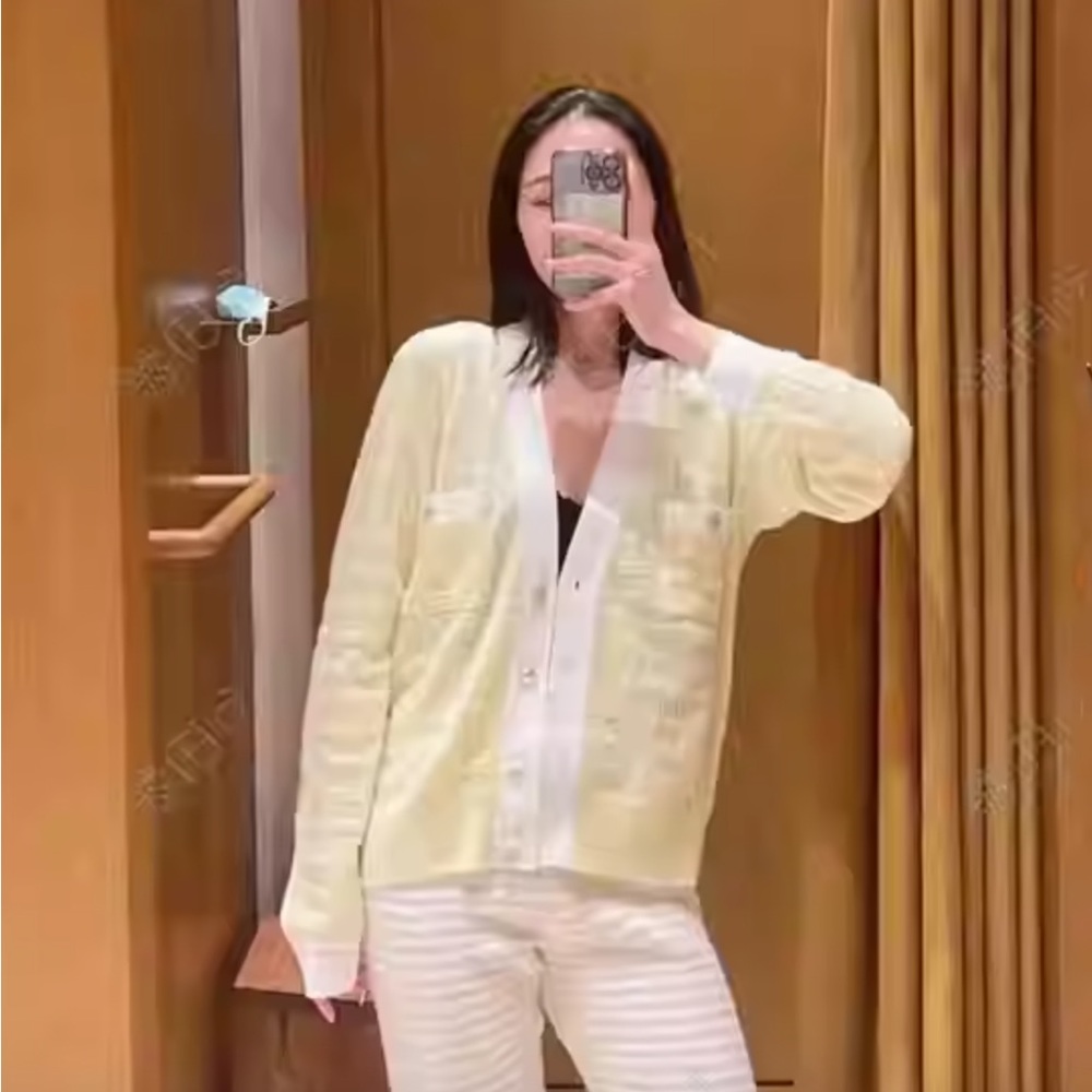 Sandro two-tone cardigan in Light Yellow - Picture 4 of 8